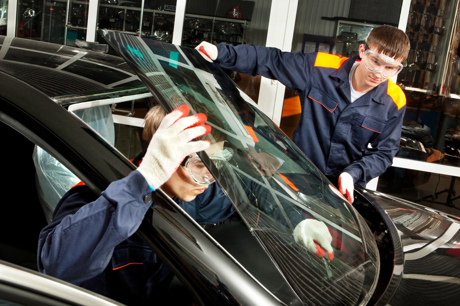 Mobile San Fernando Car Glass: Redefining Auto Glass Repair and Windshield Replacement Excellence in Sun Valley, CA