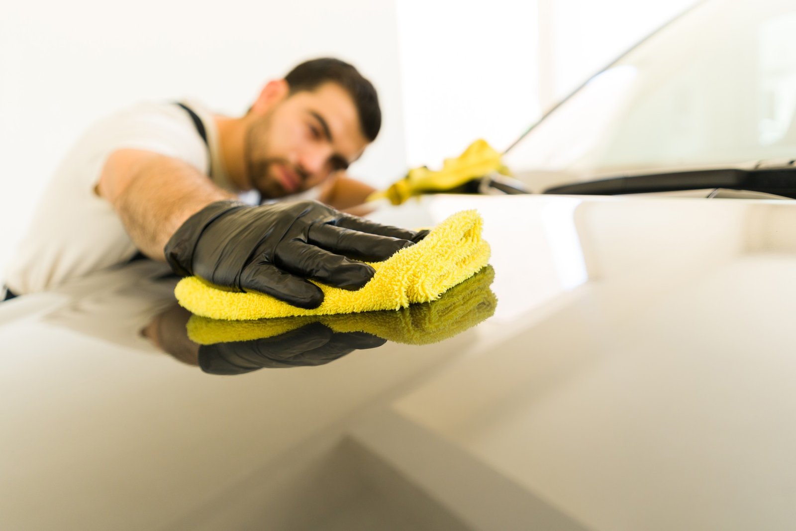 Professional Auto Glass Repair in Reseda, CA with Mobile San Fernando Car Glass